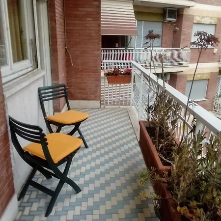 The Pope's ホームステイ ローマ