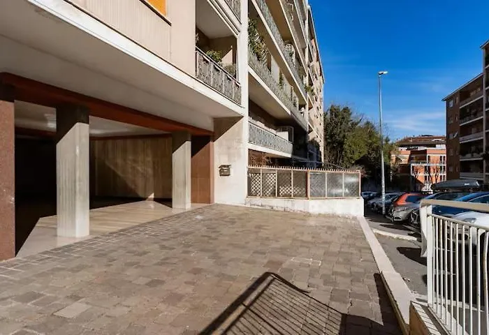 홈스테이 The Pope's 로마