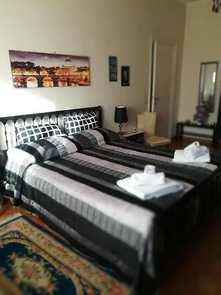 The Pope's 홈스테이